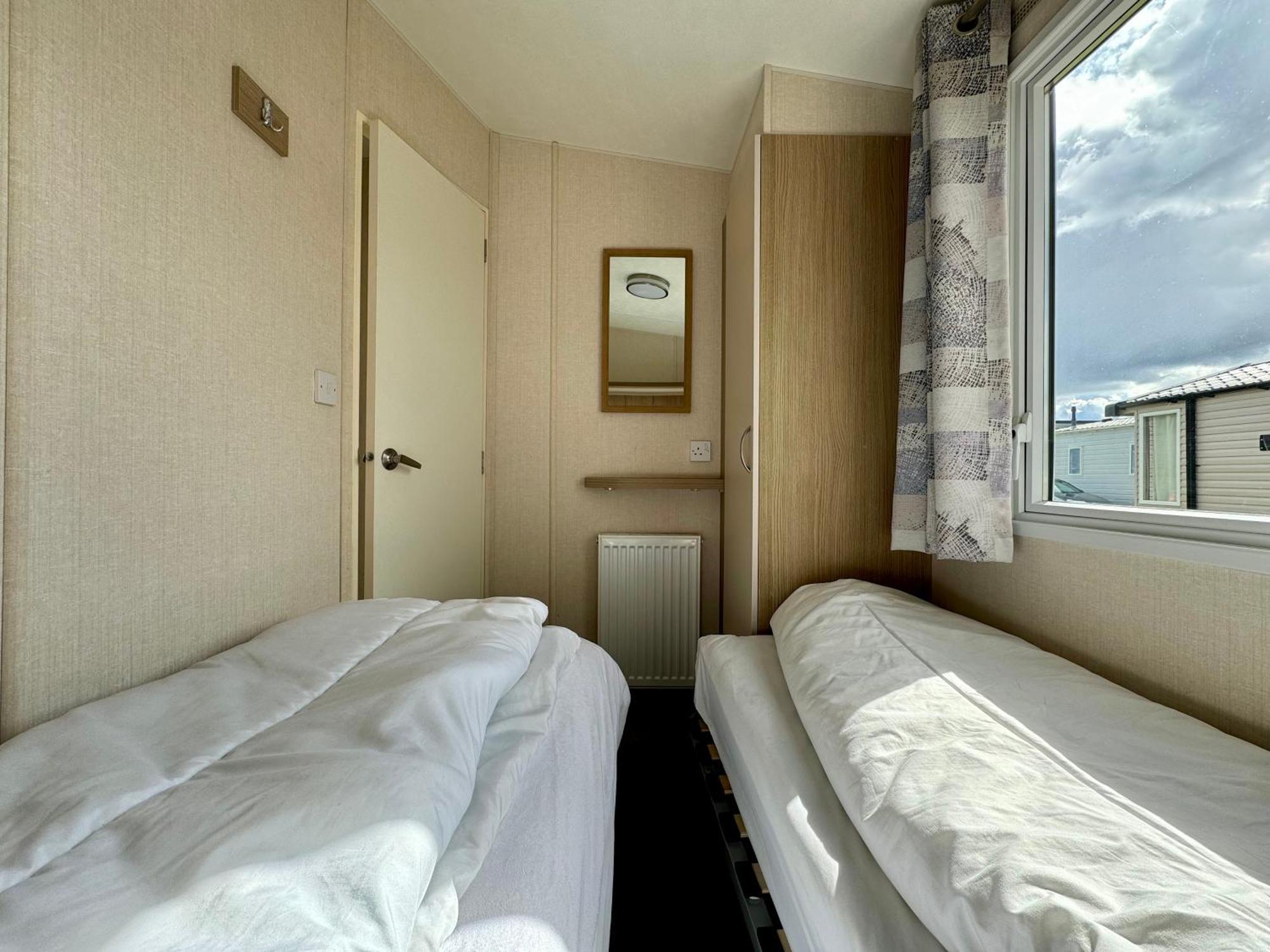 ניוקאסל New Sea View Platinum Caravan With Huge Decking מראה חיצוני תמונה