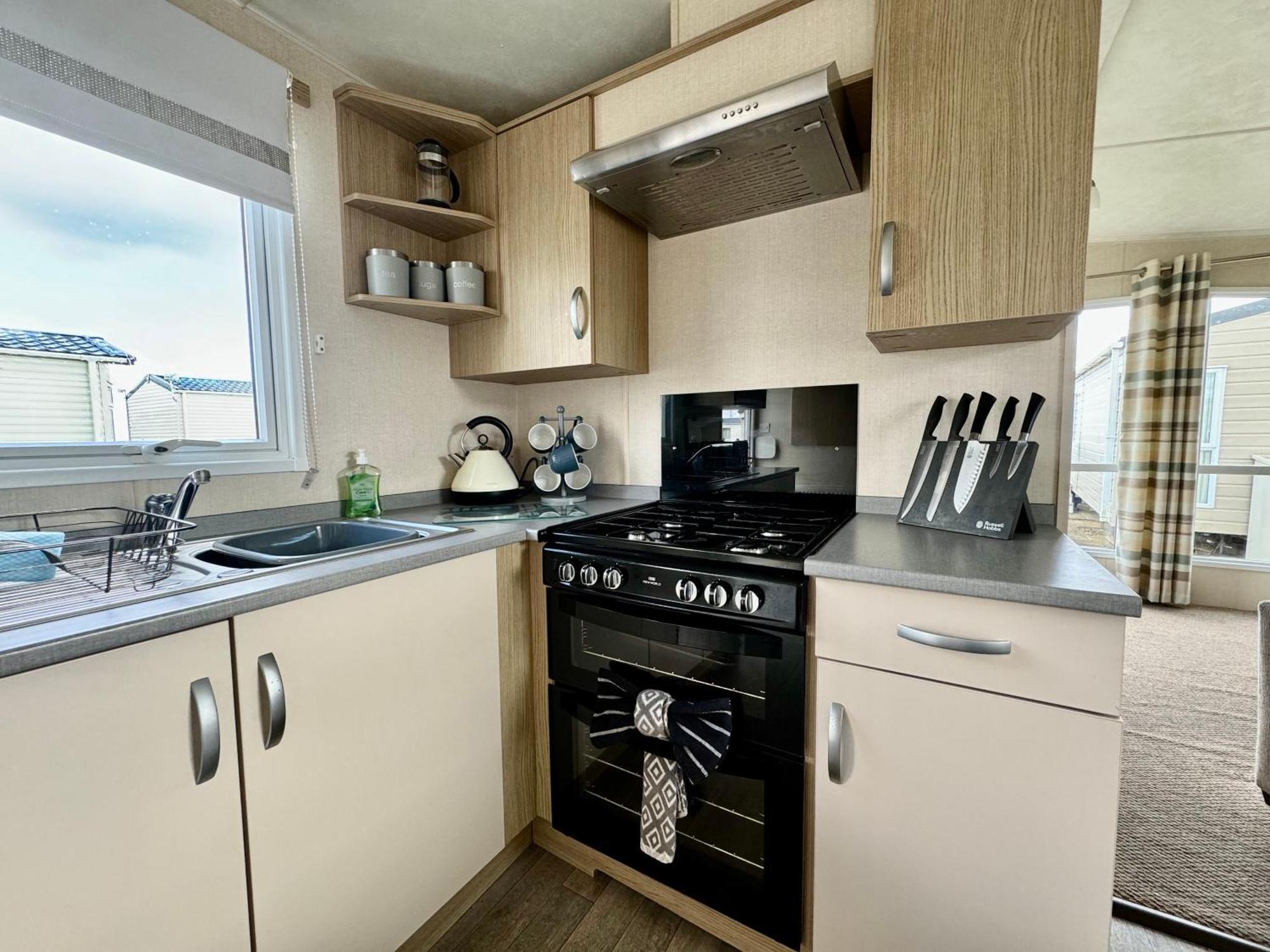 ניוקאסל New Sea View Platinum Caravan With Huge Decking מראה חיצוני תמונה